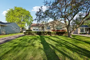 3107 Falcon Ct, Rolling Meadows, IL 60008 - Photo 1