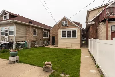 1828 S 50th Court, Cicero, IL 60804 - Photo 3