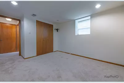 22341 Cornell Avenue, Sauk Village, IL 60411 - Photo 17