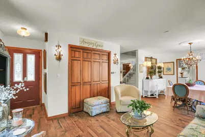 12 S Walnut Street, Villa Grove, IL 61956 - Photo 7