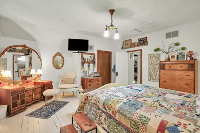 12 S Walnut Street, Villa Grove, IL 61956 - Photo 25