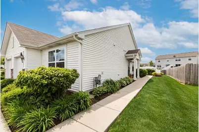 628 Florence Street, Hampshire, IL 60140 - Photo 3