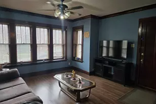 5342 W Newport Ave, Chicago, IL 60641 - Photo 5