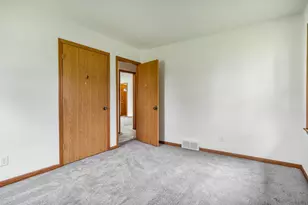 320 E Marshall St, Belvidere, IL 61008 - Photo 19