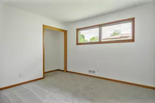 320 E Marshall St, Belvidere, IL 61008 - Photo 15