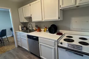 336 W Wellington Ave, Chicago, IL 60657 - Photo 11