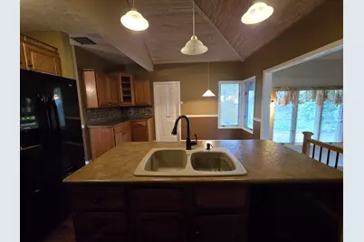 210 W Morris Street, Morrison, IL 61270 - Photo 11