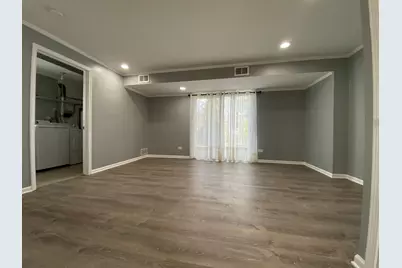 1403 N Sauk Lane, Mount Prospect, IL 60056 - Photo 3