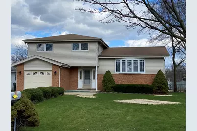 1403 N Sauk Lane, Mount Prospect, IL 60056 - Photo 1