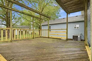 305 Parkway Ct, Gridley, IL 61744 - Photo 39