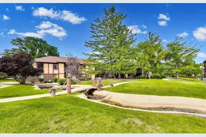1720 Lakecliffe Drive #A, Wheaton, IL 60189 - Photo 37