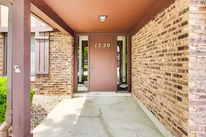 1720 Lakecliffe Drive #A, Wheaton, IL 60189 - Photo 3