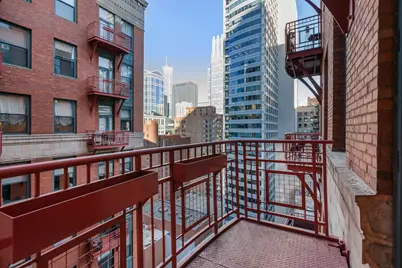 208 W Washington Street #1909, Chicago, IL 60606 - Photo 15