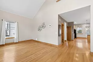 4217 W Grace St, Chicago, IL 60641 - Photo 13