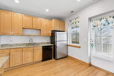 4217 W Grace Street, Chicago, IL 60641 - Photo 17