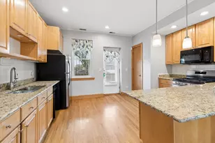 4217 W Grace St, Chicago, IL 60641 - Photo 15