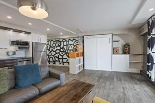 300 N State St, Chicago, IL 60654 - Photo 7
