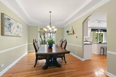 2212 Glouceston Lane, Naperville, IL 60564 - Photo 9