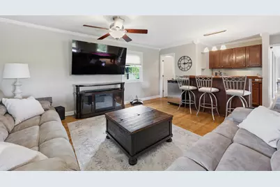 890 Norman Drive, Hoffman Estates, IL 60192 - Photo 15