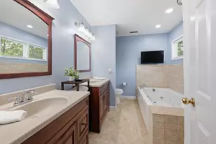 890 Norman Dr, Hoffman Estates, IL 60192 - Photo 27