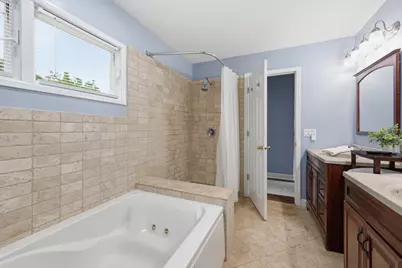 890 Norman Drive, Hoffman Estates, IL 60192 - Photo 29