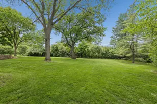 23W081 Red Oak Dr, Glen Ellyn, IL 60137 - Photo 21