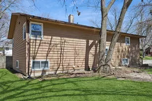 34768 N Oakside Ave, Ingleside, IL 60041 - Photo 19