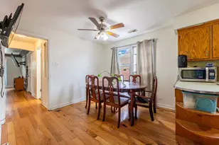 7118 S Mozart St, Chicago, IL 60629 - Photo 5
