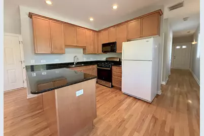 5558 W Edmunds Street #3, Chicago, IL 60630 - Photo 5