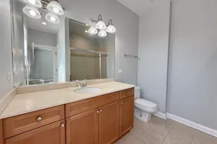 5558 W Edmunds St, Chicago, IL 60630 - Photo 11