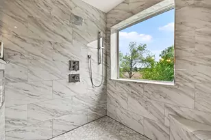 2070 Holt Ln, South Elgin, IL 60177 - Photo 17