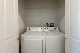 5910 N Northwest Hwy, Chicago, IL 60631 - Photo 13