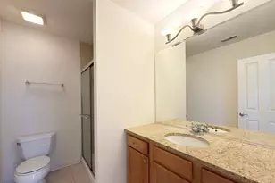 5910 N Northwest Hwy, Chicago, IL 60631 - Photo 11