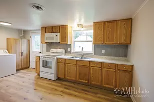 165 Belle Aire Ave, Bourbonnais, IL 60914 - Photo 9