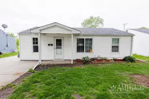 165 Belle Aire Ave, Bourbonnais, IL 60914 - Photo 3