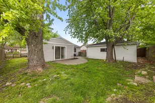 144 Garden Dr, Bolingbrook, IL 60440 - Photo 21