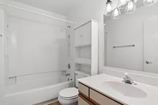 34306 N Birch Ln, Gurnee, IL 60031 - Photo 13