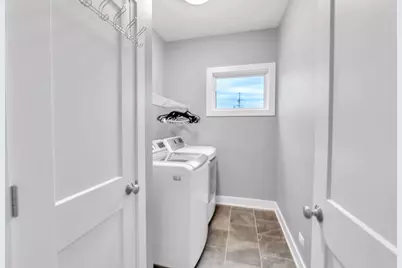 110 S Washington Street, Wheaton, IL 60187 - Photo 37