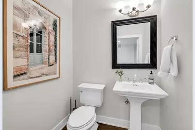 110 S Washington Street, Wheaton, IL 60187 - Photo 25