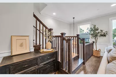 110 S Washington Street, Wheaton, IL 60187 - Photo 15