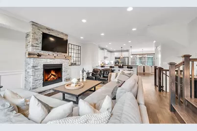 110 S Washington Street, Wheaton, IL 60187 - Photo 11