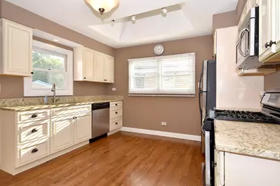 171 E Hale Street, Elmhurst, IL 60126 - Photo 3