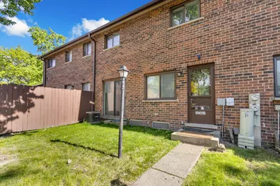 18W266 Knollwood Lane, Villa Park, IL 60181 - Photo 3