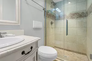 18W266 Knollwood Ln, Villa Park, IL 60181 - Photo 17