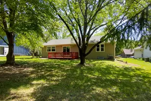 216 Bounty Dr NE, Poplar Grove, IL 61065 - Photo 7
