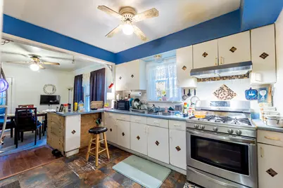8129 S Cornell Avenue, Chicago, IL 60617 - Photo 11