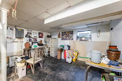 8129 S Cornell Avenue, Chicago, IL 60617 - Photo 15