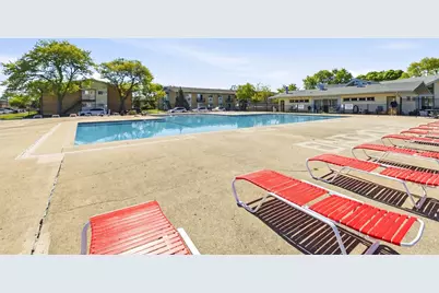 8828 N Leslie Lane #104D, Des Plaines, IL 60016 - Photo 21