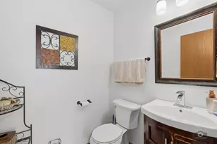 3443 W 147th St, Midlothian, IL 60445 - Photo 13