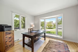 416 W Oak St, Wheaton, IL 60187 - Photo 11